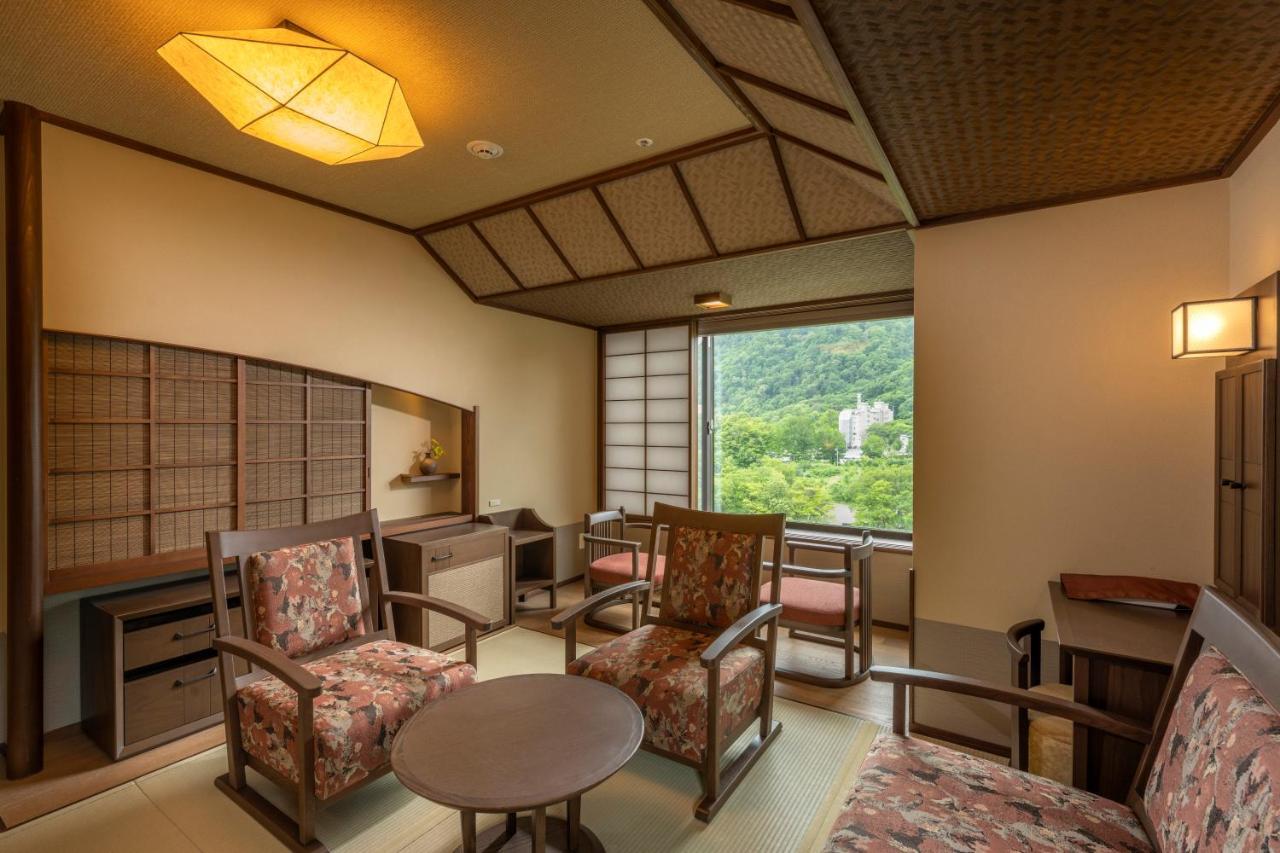 Отель Jozankei Onsen Yurakusoan Саппоро Экстерьер фото