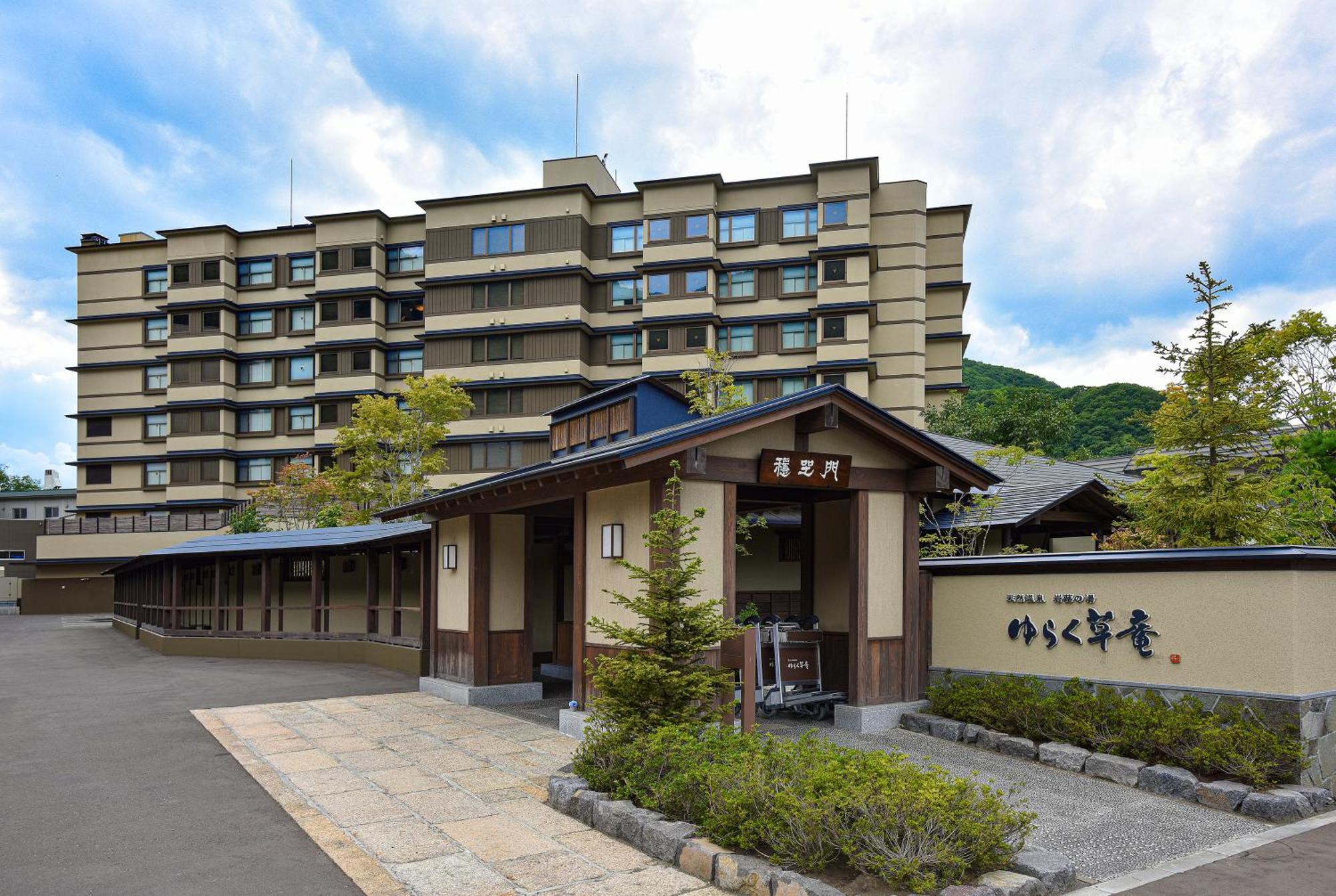 Отель Jozankei Onsen Yurakusoan Саппоро Экстерьер фото