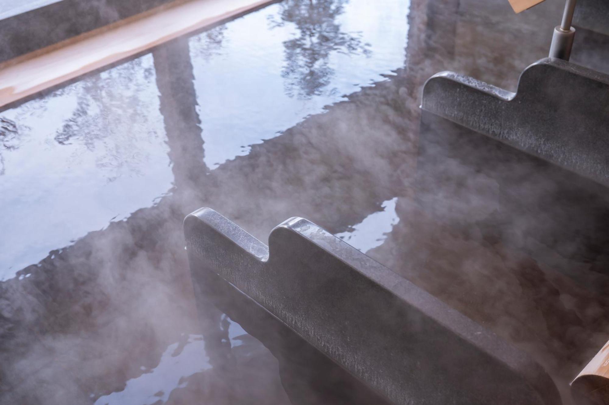 Отель Jozankei Onsen Yurakusoan Саппоро Экстерьер фото