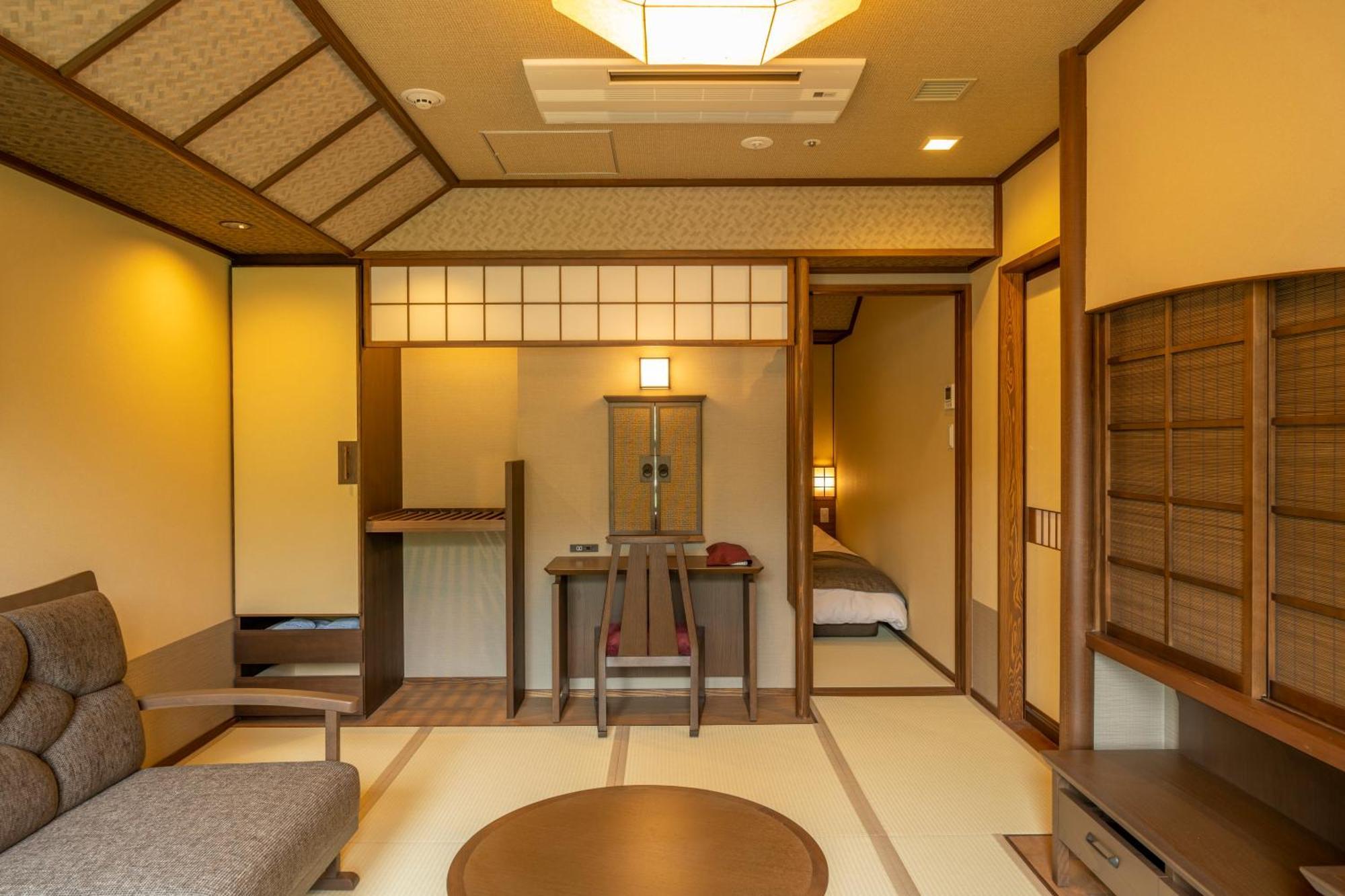 Отель Jozankei Onsen Yurakusoan Саппоро Экстерьер фото